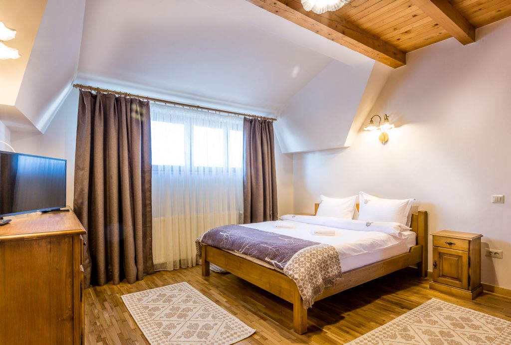 Apartament prezidential Dacii Liberi Petrova Maramures